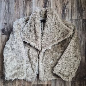 Faux Fur Coat | Oversized Collar | Size S | Plush Neutral Tone | Timeless Staple